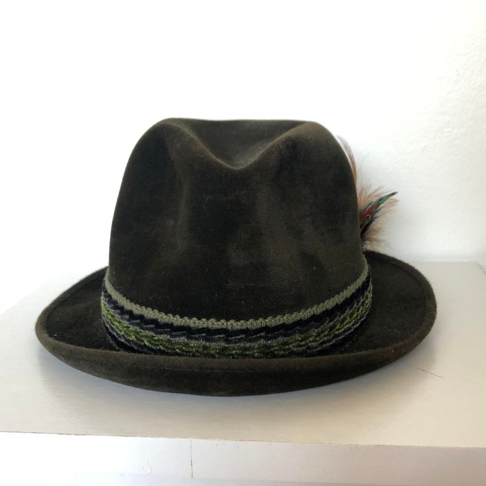 Berg, Fedora